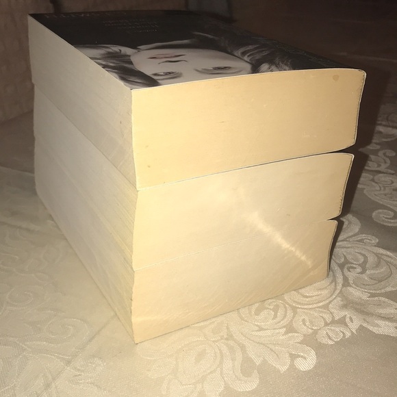 L.J. Smith - Night World Complete Book Series - Picture 4 of 4